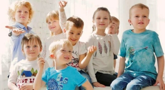 Абоненты Tele2 пожертвовали на проекты в сфере детства более 5 млн рублей