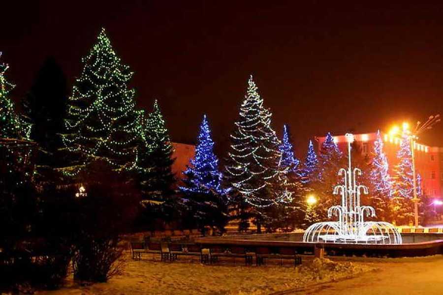 Столицу Хакасии украшают к Новому году