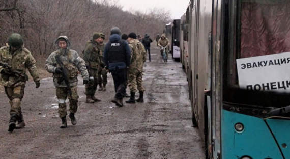 Из ДНР и ЛНР эвакуируют женщин и детей