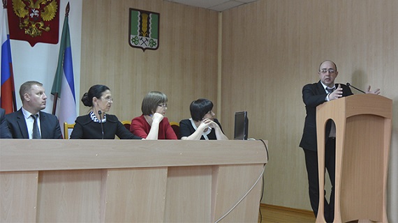 Руководство «Хакасэнерго» провело встречу в Алтайском районе