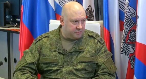 Суровикин: ВСУ планируют применять запрещенные средства войны