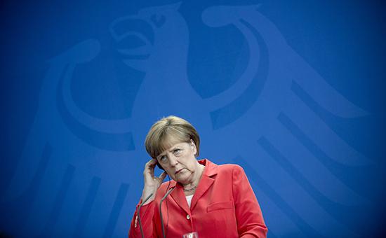Меркель упала со стула на фестивале в немецком Байройте