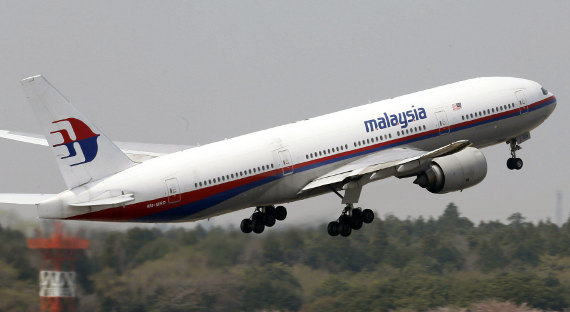 Пилот «малайзийского боинга» намеренно уничтожил самолет?