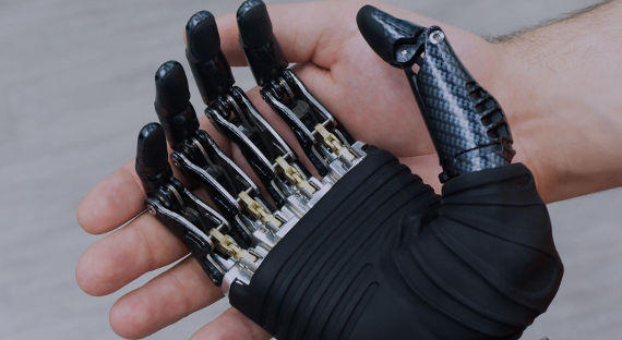 В России впервые создали уникальные элементы протеза для рук