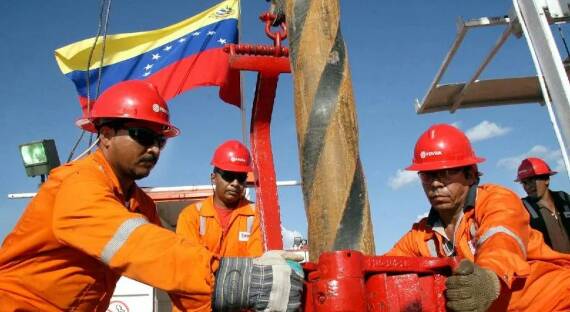 СМИ: США желают любыми путями захватить венесуэльскую нефть