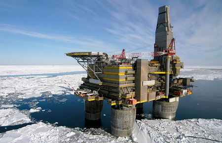 Минприроды допустило работу крупнейшей нефтяной скважины в Арктике