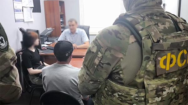 Несовершеннолетняя жительница Хакасии занималась вербовкой в террористическую организацию