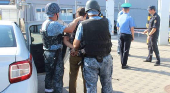 Подростков, готовивших теракты в Керчи, приговорил к семи годам лишения свободы