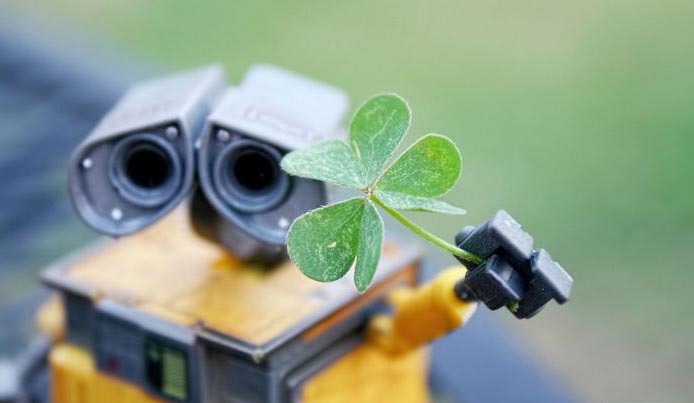 В Китае прополкой грядок займутся роботы с ИИ, вооружённые лазером