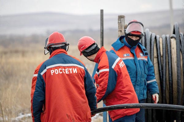 Энергетики «Хакасэнерго» устраняют последствия урагана