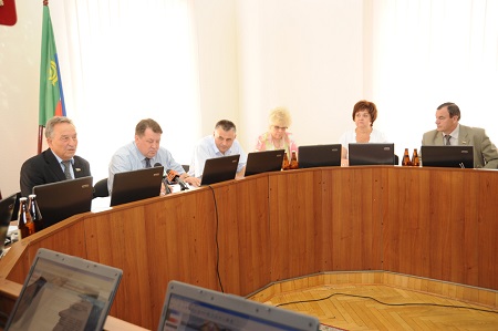 Парламент Хакасии поддержал сразу несколько серьезных законопроектов