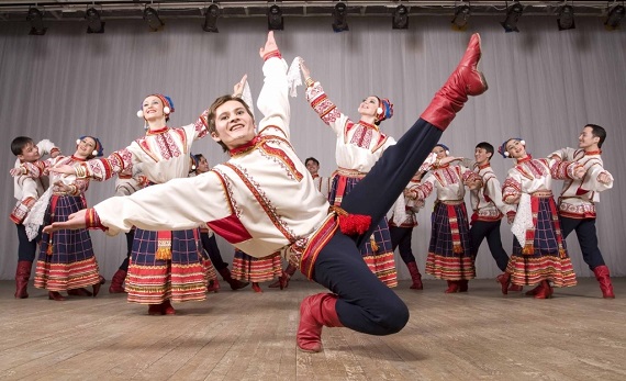 Трюкам в народных танцах обучат хореографов Хакасии