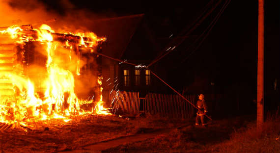 Пожар в Томской области погубил сразу восемь человек