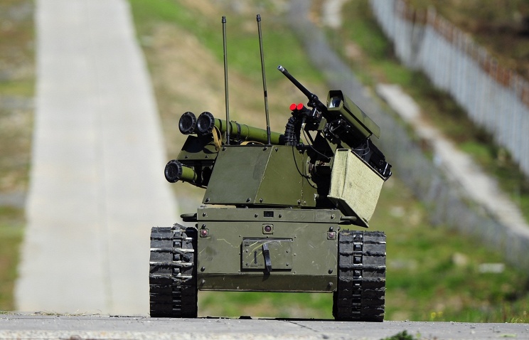 Путин распорядился создать центр военной робототехники