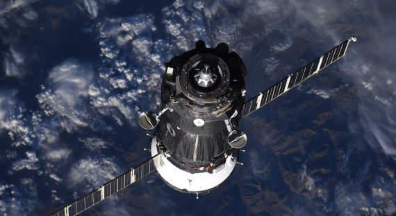 Рогозин: «Дырка» в борту космического корабля «Союз МС-09» появилась не на Земле