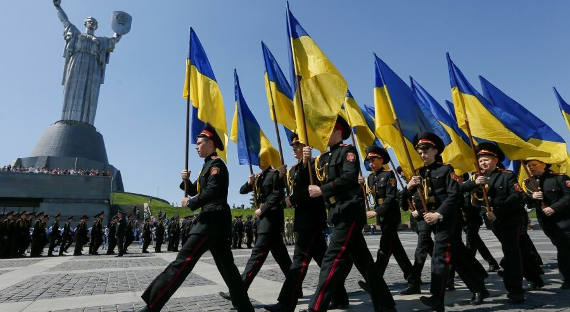 На Украине предлагают распродать страну для защиты от России