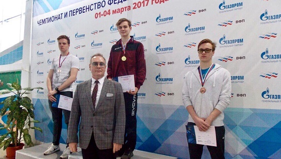 В копилке Абакана семь медалей чемпионата и первенства Сибири по плаванию