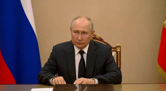 Путин: Граждане России проявили выдержку и сплоченность
