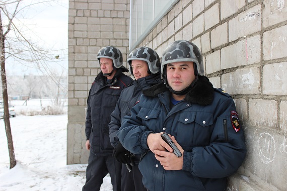 Школа в Саяногорске стала эпицентром антитеррористических учений