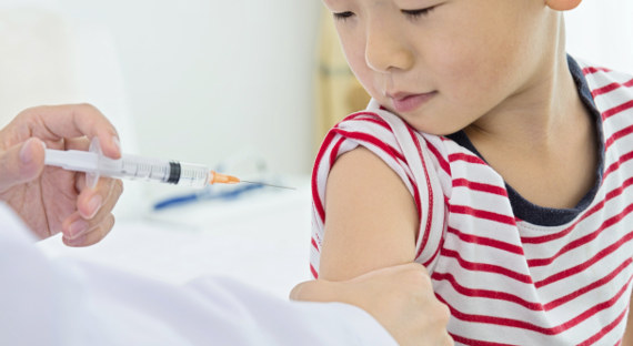 В США дети всё чаще делают прививки тайком от родителей