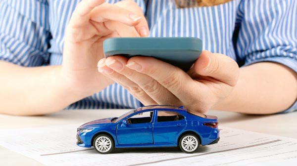 Выгодное предложение в мессенджере обернулось для учительницы из Абакана потерей более миллиона рублей