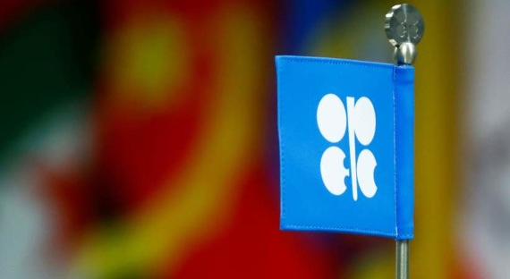ОПЕК видит переизбыток на рынке нефти