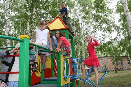 Дети саяногорских русаловцев провели лето в «Дружбе»