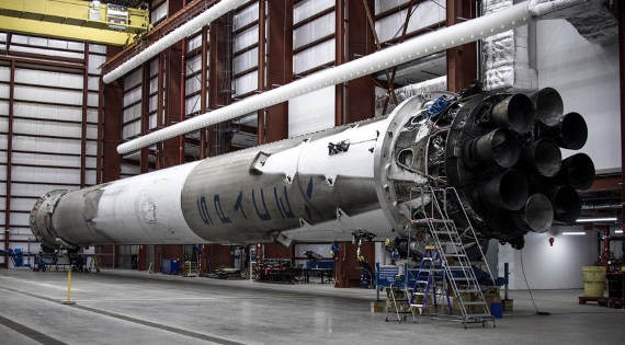 Двигатель для Falcon 9 взорвался при испытаниях