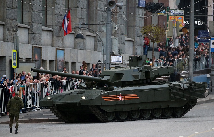 К зиме под Москвой будет сформирована танковая армия