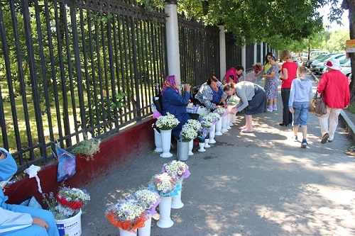 В столице Хакасии цветочникам дали новое место для торговли