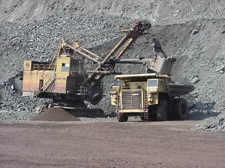На предприятиях "Руды Хакасии" возобновлена работа