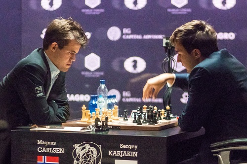 Карякин и Карлсен снова сыграли вничью в матче за шахматную корону