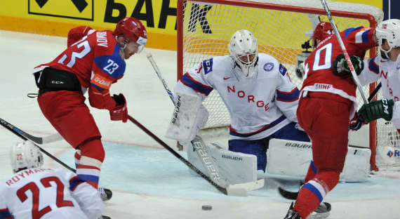 Российские хоккеисты обыграли норвежцев на ЧМ. Сегодня нас ждет Швеция
