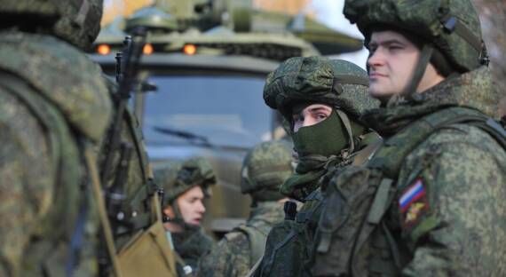 СМИ: Киев бросил своих военных под Соледаром без командования и снабжения