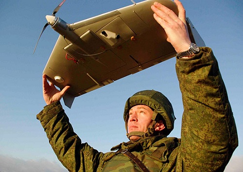 Беспилотник со взрывающейся боевой частью разрабатывают в России