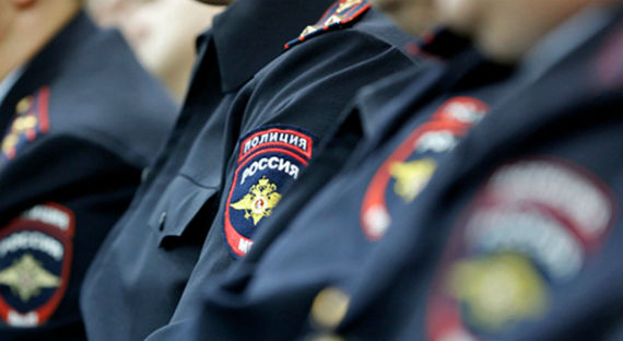В Красноярском крае ищут полицейских, которые шокером пытали мужчину