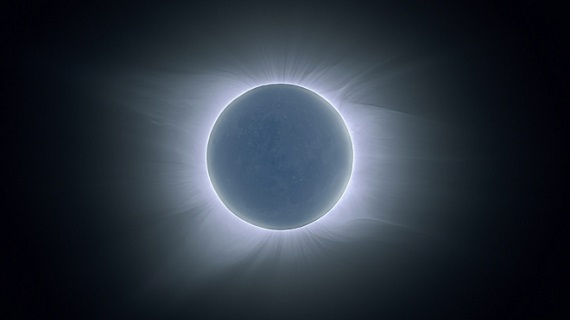 В пятницу, 13-го произойдет затмение Солнца суперлуной