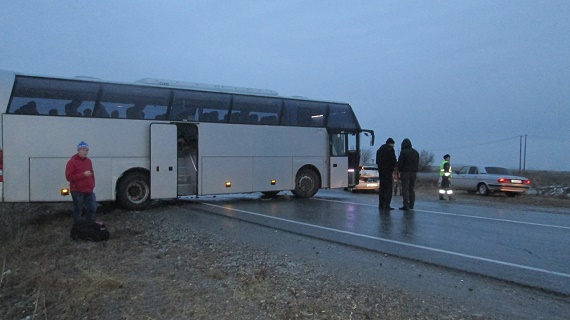 Пассажирский автобус попал в ДТП в Хакасии