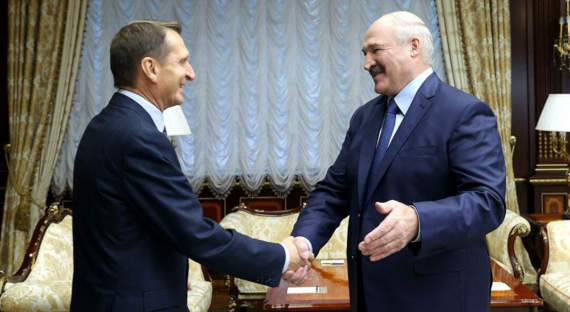 Лукашенко поблагодарил главу СВР Нарышкина за предоставление информации
