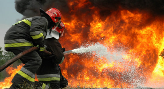 В Черногорске пожарные спасли мужчину