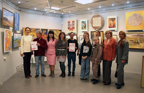 В Абакане состоялась выставка «Чир ага. Земля предков»