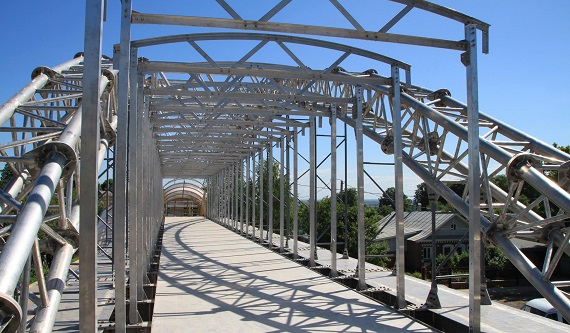 В России установлен первый алюминиевый мост