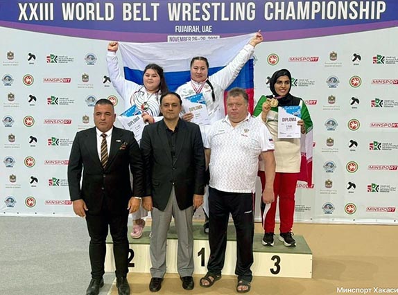 Татьяна Зырянова завоевала мировое золото по борьбе на поясах в ОАЭ