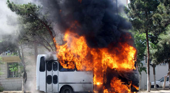 На Тайване в туристическом автобусе заживо сгорели 26 человек
