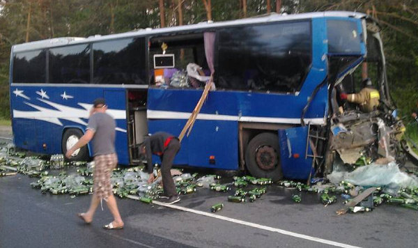 В Эстонии вновь попал в аварию пассажирский автобус