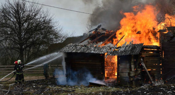 В Хакасии за сутки отмечено пять пожаров