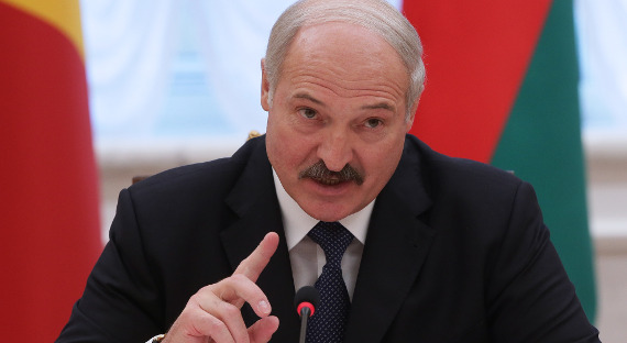 Лукашенко заявил о закрытии границ с Польшей и Литвой