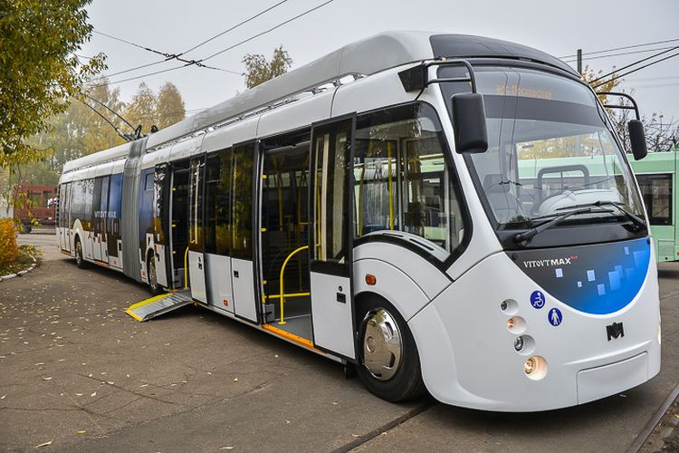 На улицы столицы Хакасии выезжает первый троллейбус-гибрид