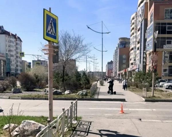 В Абакане женщину на переходе сбила иномарка
