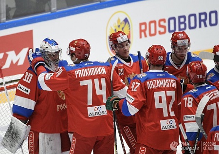Сборная России по хоккею досрочно победила в очередном Евротуре